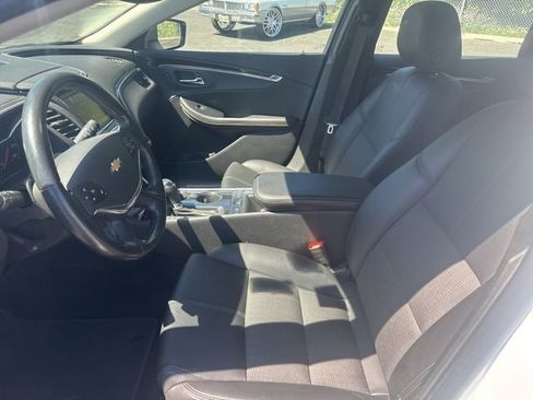 Used 2020 Chevrolet Impala LT w/ LT Convenience Package FWD image 8