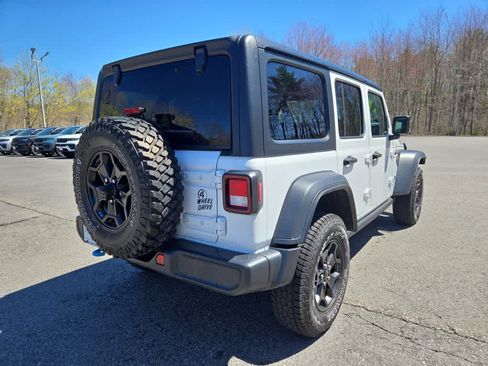 Used 2023 Jeep Wrangler Unlimited AWD/4WD image 5