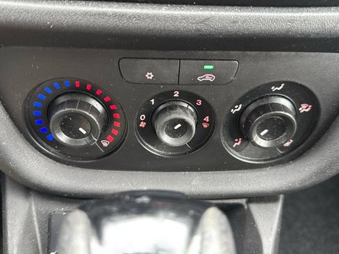 Used 2015 RAM ProMaster City Tradesman SLT w/ Rear Back-up Camera Group image 19