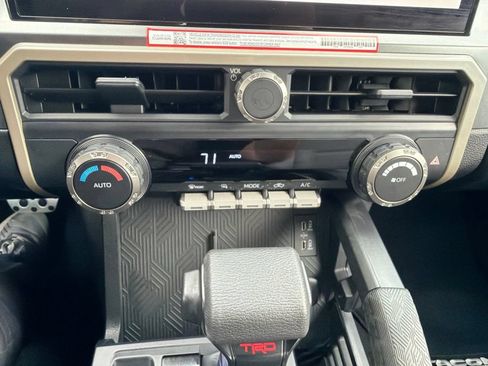 Used 2025 Toyota Tacoma TRD Sport RWD image 64
