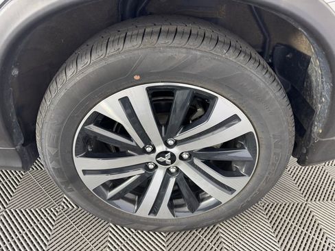 Used 2025 Mitsubishi Outlander Sport ES AWD/4WD image 12