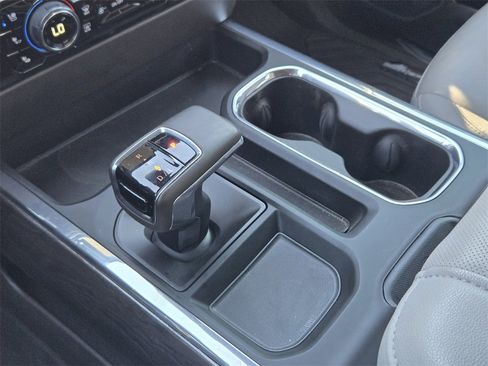 Used 2023 Chevrolet Silverado 1500 LTZ w/ Technology Package image 15