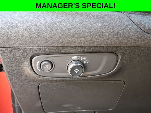 Used 2024 Buick Encore GX Sport Touring w/ Comfort Package FWD image 17