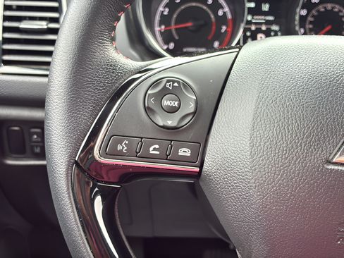 Used 2023 Mitsubishi Outlander Sport LE AWD/4WD image 25