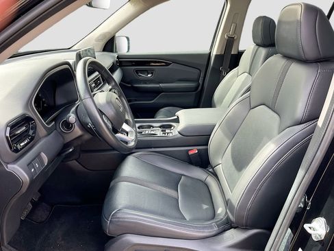 Used 2023 Honda Pilot Touring image 22