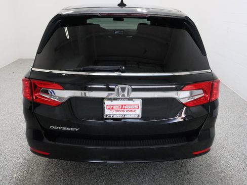 Used 2018 Honda Odyssey EX image 8