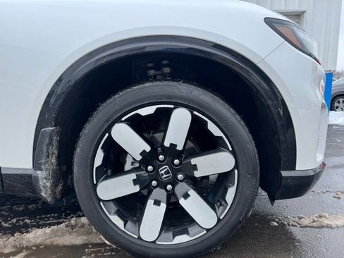 Used 2024 Honda Prologue Elite image 11