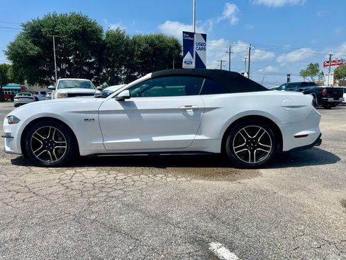Used 2020 Ford Mustang GT Premium w/ Equipment Group 401A RWD image 3