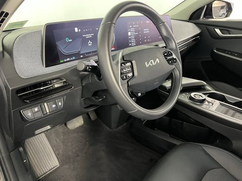 Used 2024 Kia EV6 Light image 21