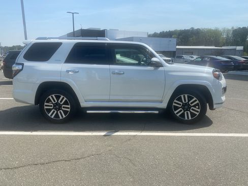 Used 2018 Toyota 4Runner Limited image 16