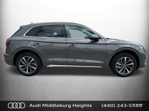 Used 2023 Audi Q5 2.0T Premium Plus w/ Premium Plus Package AWD/4WD image 11