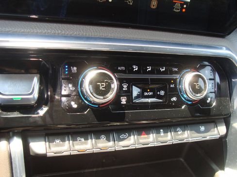 Used 2024 GMC Sierra 1500 Denali w/ Technology Package image 18