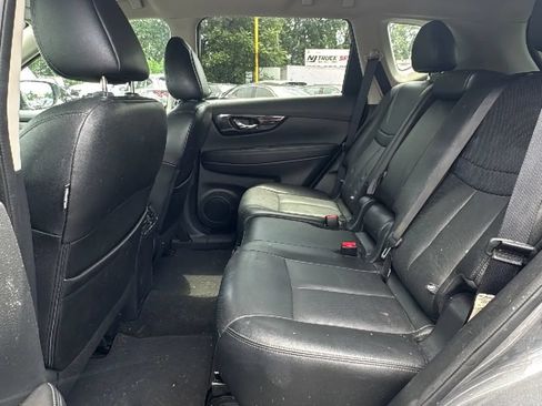 Used 2018 Nissan Rogue SL AWD/4WD image 14