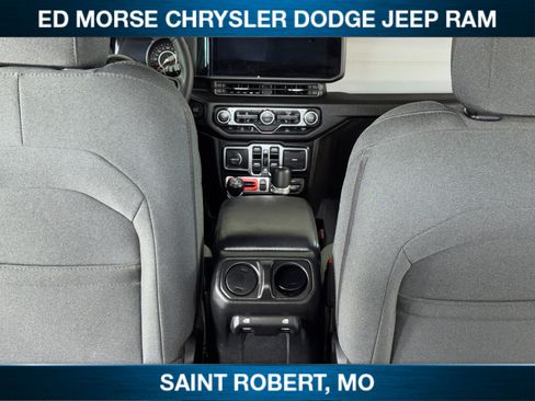 Used 2024 Jeep Wrangler Unlimited Sport AWD/4WD image 34