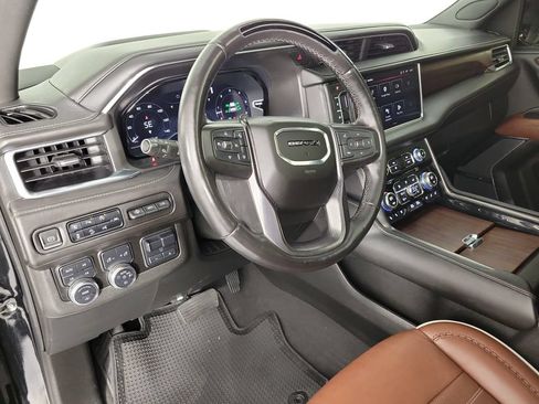 Used 2023 GMC Yukon Denali Ultimate AWD/4WD image 19