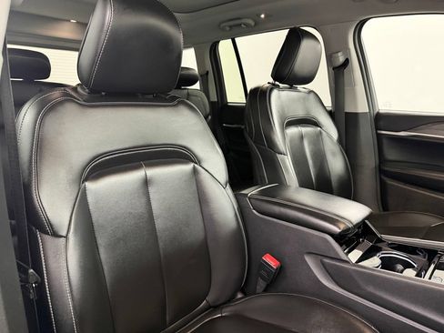 Used 2023 Jeep Grand Cherokee 4WD 4xe image 41