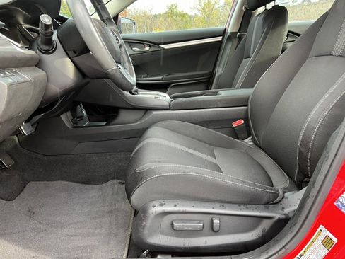 Used 2019 Honda Civic EX image 4
