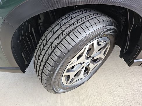 Certified 2024 Subaru Forester Premium AWD/4WD image 39