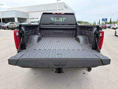 New 2026 GMC Sierra 2500 Denali w/ Denali Reserve Package AWD/4WD image 24