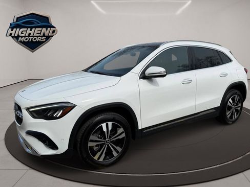 Used 2025 Mercedes-Benz GLA 250 4MATIC w/ Winter Package image 3