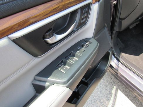 Used 2017 Honda CR-V EX-L image 13