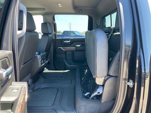 Used 2023 GMC Sierra 2500 Denali w/ Denali Black Diamond Edition AWD/4WD image 54