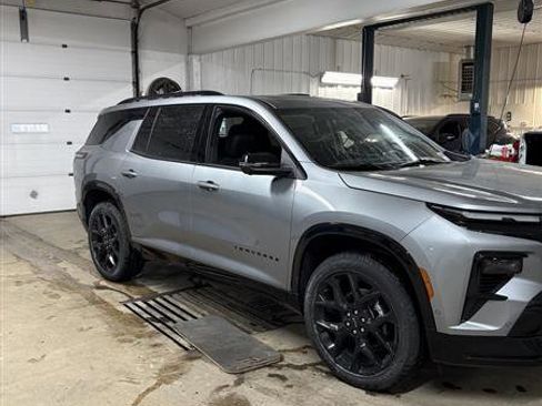 New 2026 Chevrolet Traverse RS w/ LPO, Floor Liner Package image 16