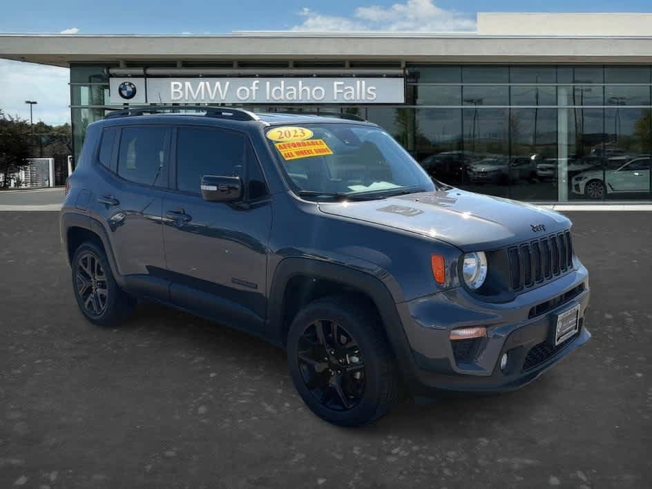 Used 2023 Jeep Renegade Altitude AWD/4WD image 1