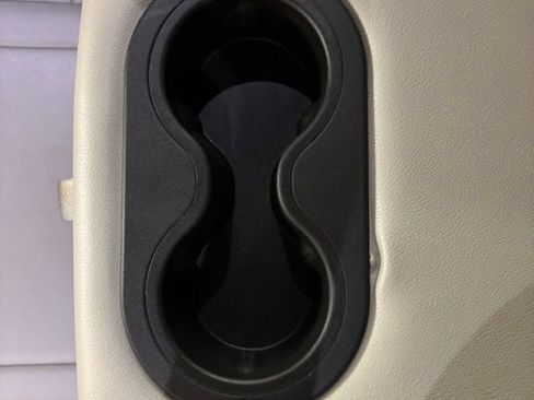 Used 2023 Cadillac XT4 Luxury image 15