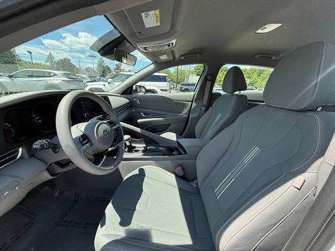 Used 2023 Hyundai Elantra SEL FWD image 24