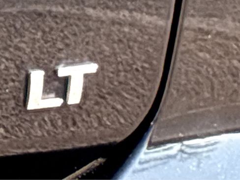 Used 2022 Chevrolet Equinox LT image 24