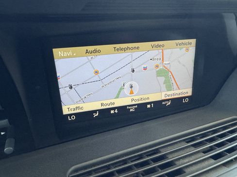 Used 2013 Mercedes-Benz S 550 Sedan image 26