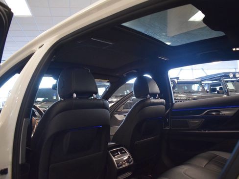 Used 2016 BMW 740i image 64