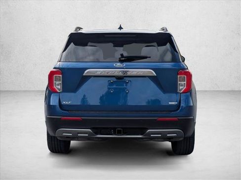 Used 2020 Ford Explorer XLT w/ Equipment Group 202A image 7