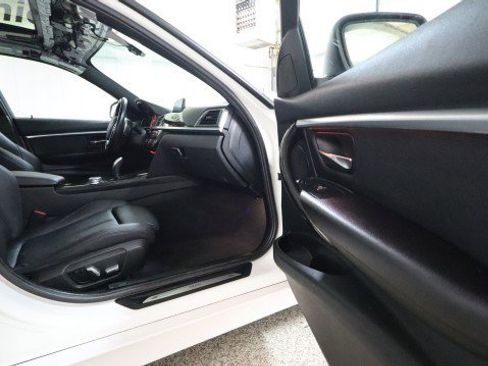 Used 2016 BMW 328i xDrive Sedan AWD/4WD image 10
