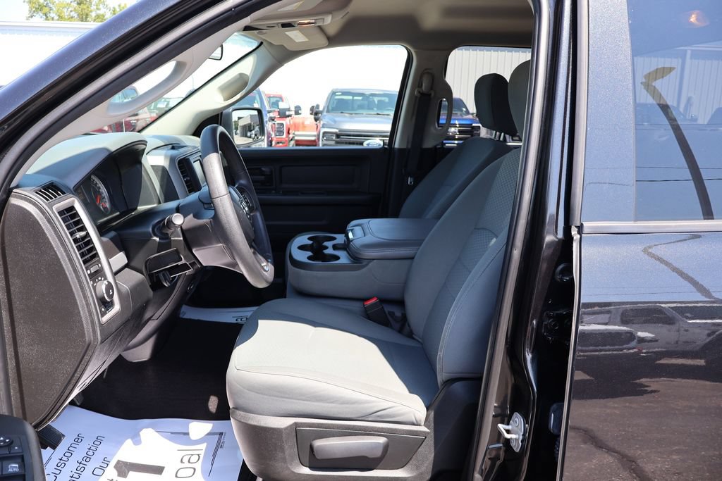 Used 2018 RAM 1500 Express w/ Express Value Package AWD/4WD image 18