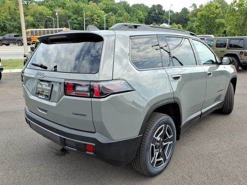 New 2026 Jeep Cherokee Laredo AWD/4WD image 3