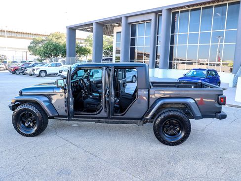 Used 2021 Jeep Gladiator Sport w/ Quick Order Package 26Q 80th AWD/4WD image 13