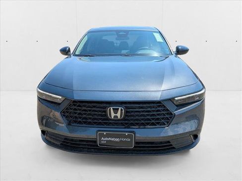 New 2025 Honda Accord SE image 2