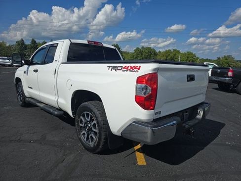 Used 2017 Toyota Tundra SR5 image 5