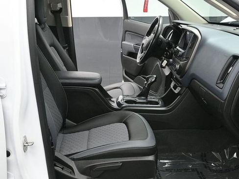 Used 2022 Chevrolet Colorado Z71 w/ Safety Package image 10