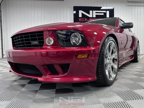 Used 2006 Ford Mustang GT Premium image 13