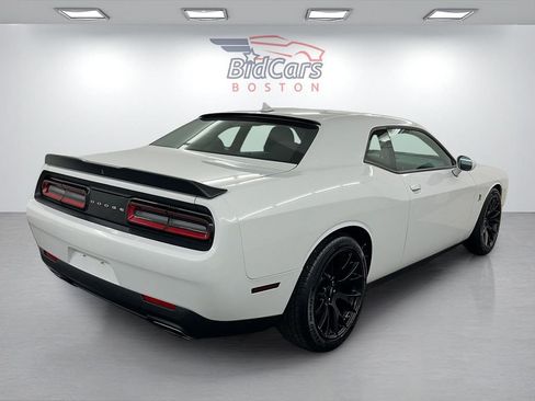 Used 2018 Dodge Challenger R/T Scat Pack w/ Dynamics Package RWD image 4