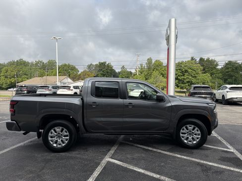 Certified 2023 Nissan Frontier SV w/ SV Premium Package AWD/4WD image 9