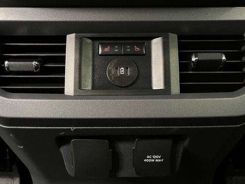 Used 2024 Ford F250 Lariat w/ Lariat Ultimate Package AWD/4WD image 49