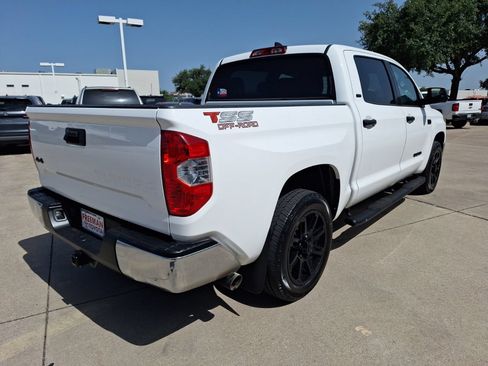 Used 2020 Toyota Tundra SR5 AWD/4WD image 6