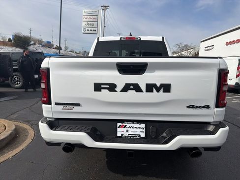 New 2026 RAM 1500 Big Horn AWD/4WD image 12