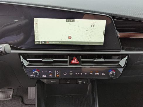 New 2026 Kia Niro EX FWD image 20