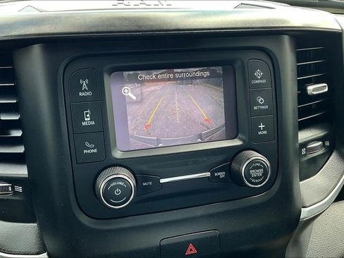 Used 2020 RAM 1500 Big Horn image 15