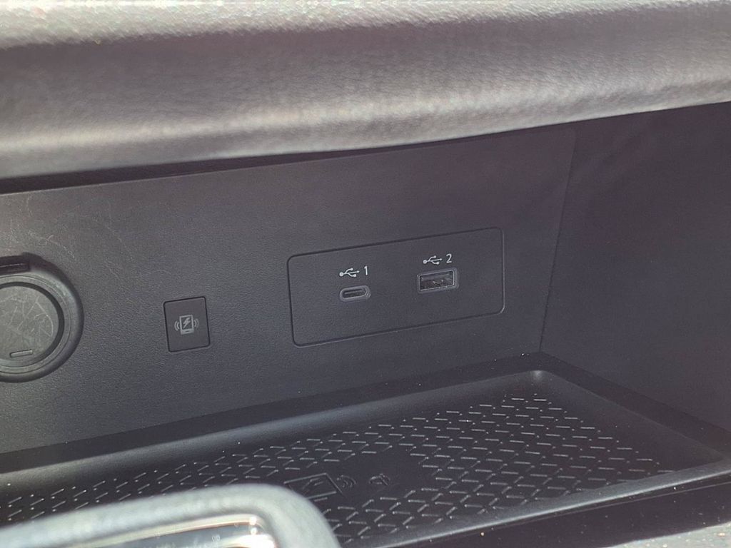 Used 2024 Nissan Pathfinder SL w/ SL Premium Package FWD image 11